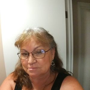 Meet your Posher, Ellen